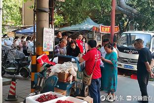 没有想到林允竟然是C罗铁杆球迷，还现场模仿了C罗的经典庆祝动作